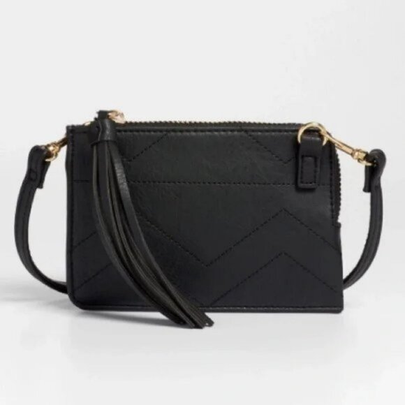 Maurices Handbags - Maurices Black Solid Stadium Event Zipper Crossbody Bag 👜